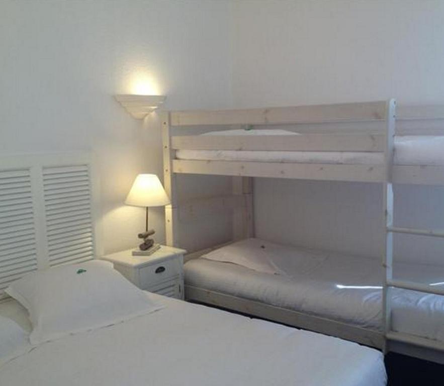Vierbettzimmer (2 Erwachsene + 2 Kinder)